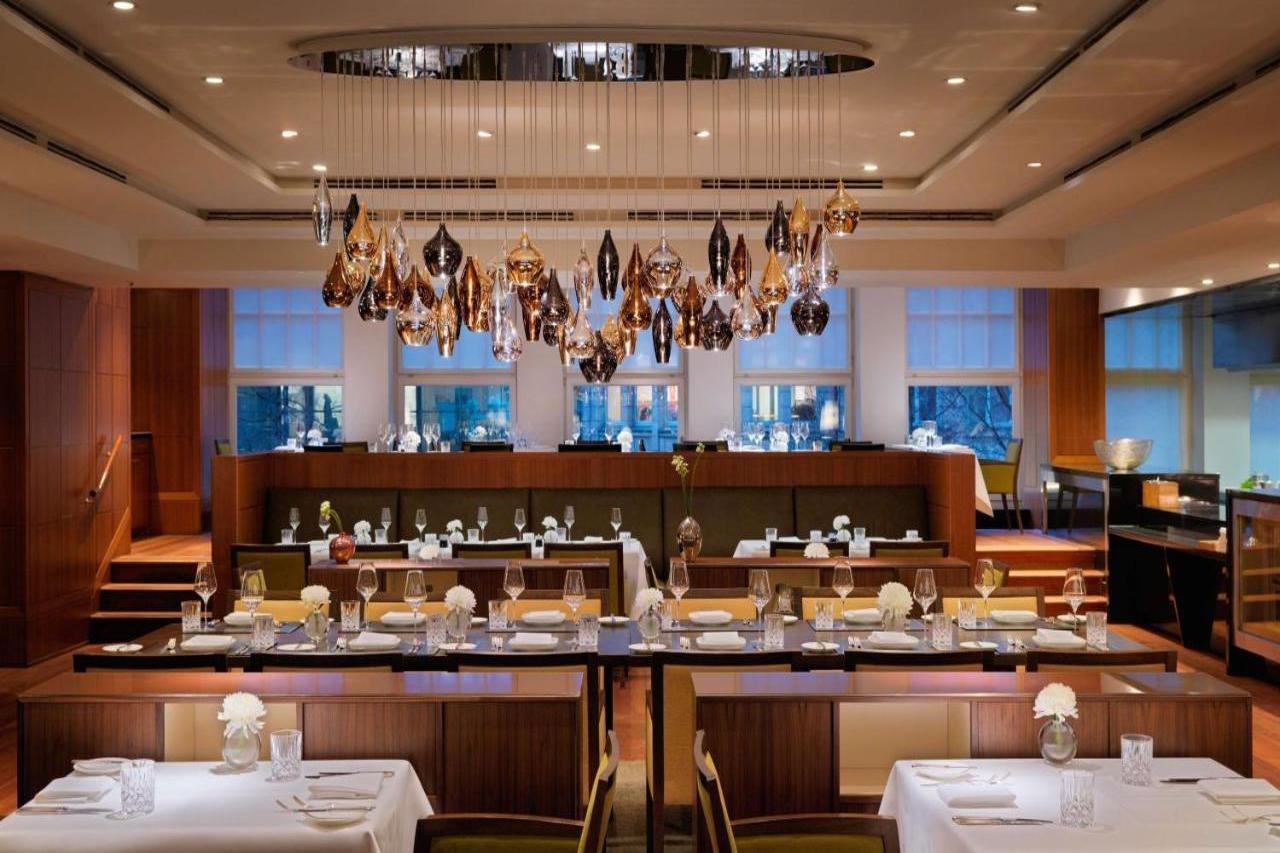 Conrad Hamburg Hotel Екстериор снимка The restaurant